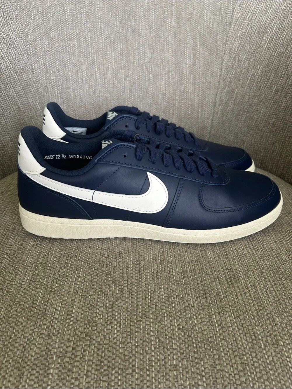 Nike field general
